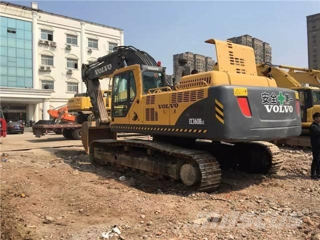 Volvo EC 360 B LC Pásová rýpadla