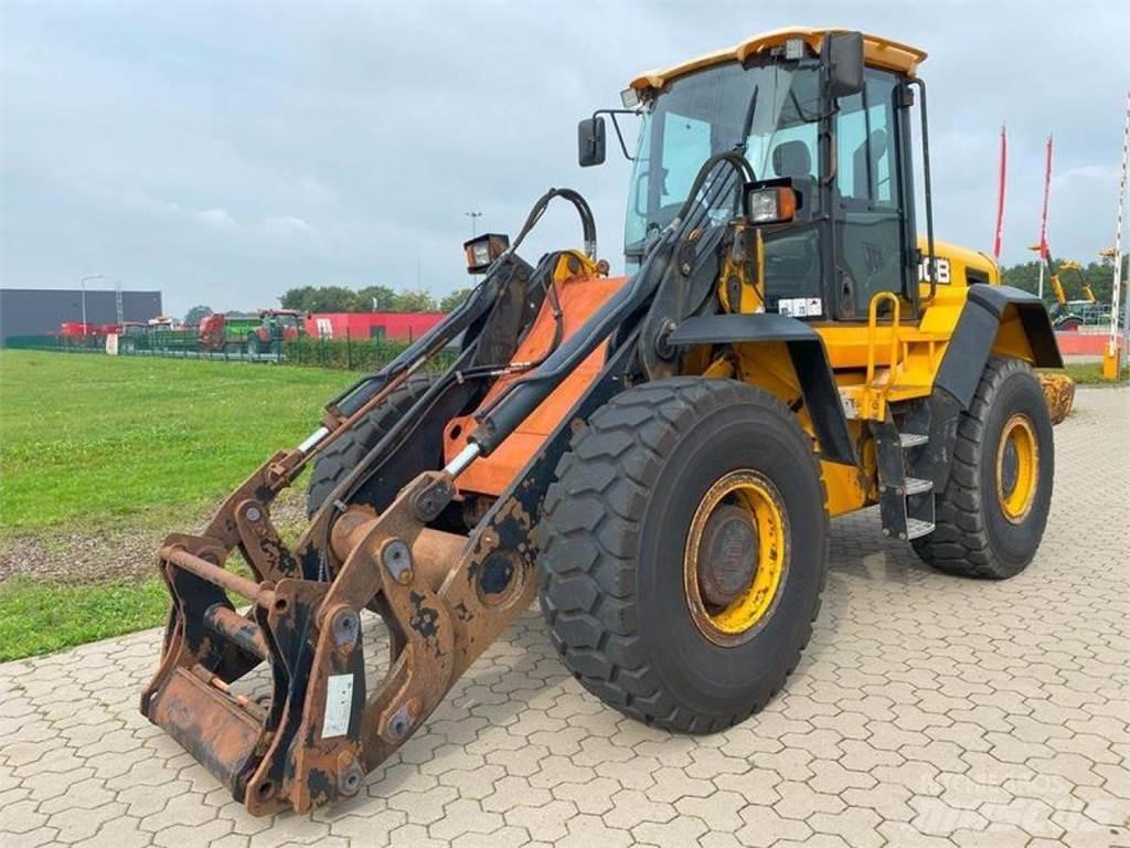 JCB 426E AGRI HT Kolové nakladače