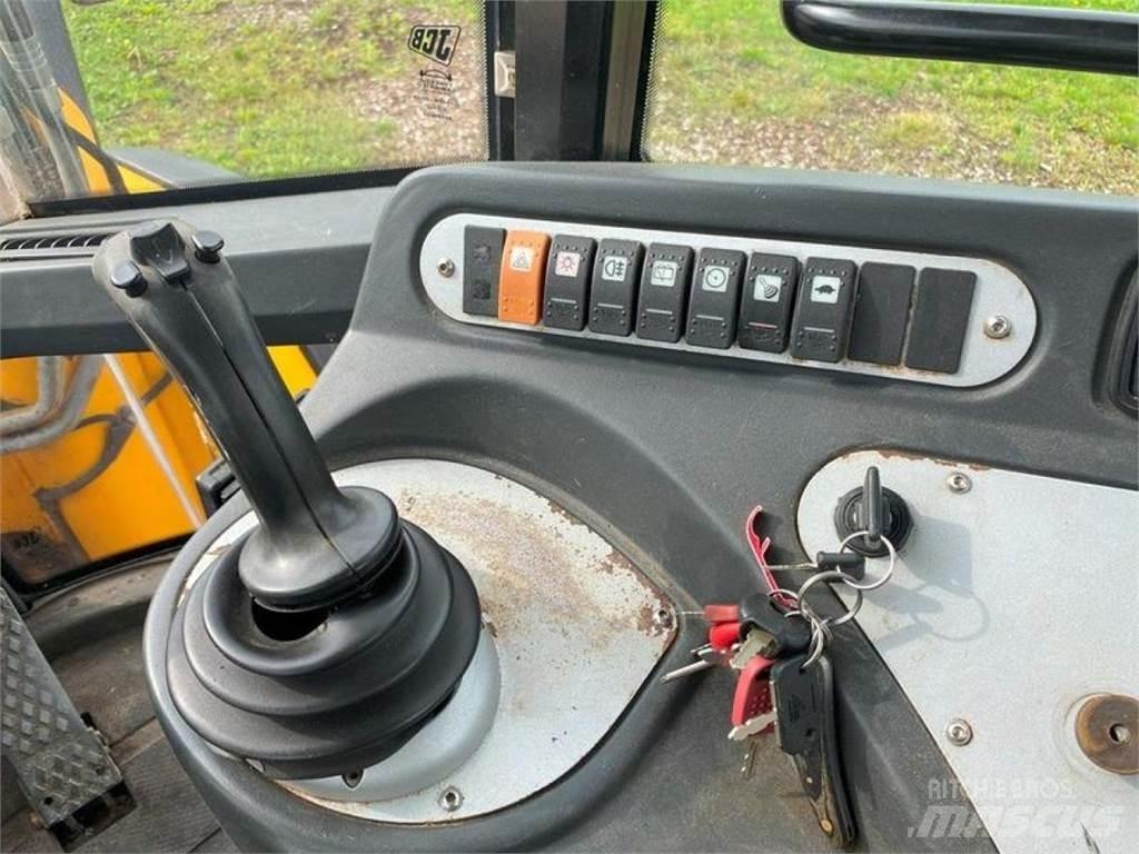 JCB 426E AGRI HT Kolové nakladače