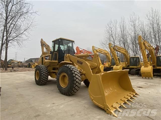 CAT 966H Kolové nakladače