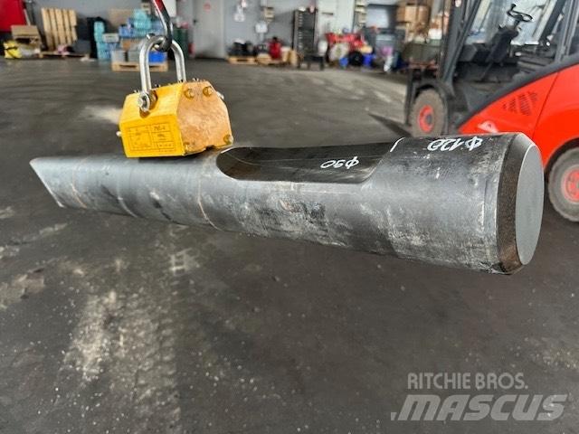Montabert 120 MM Bourací kladiva / Sbíječky