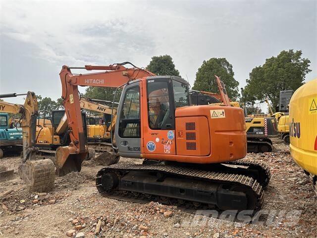 Hitachi ZX138 Pásová rýpadla