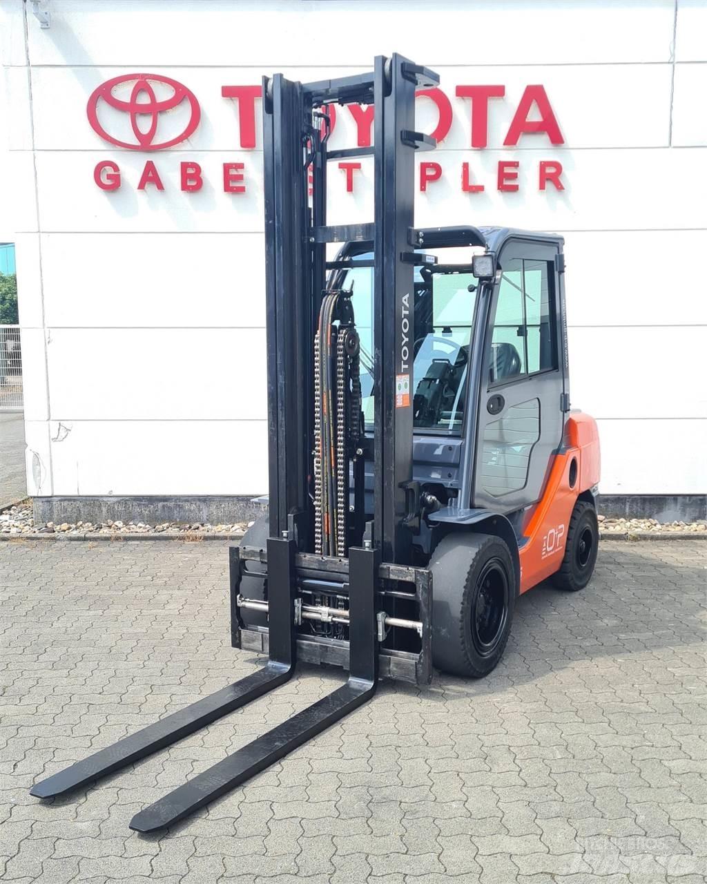 Toyota 02-8FDJF35 Dieselové vozíky