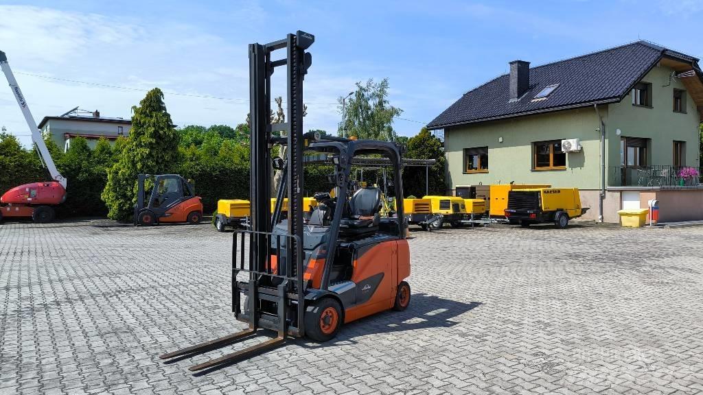 Linde E16-02 Akumulátorové vozíky