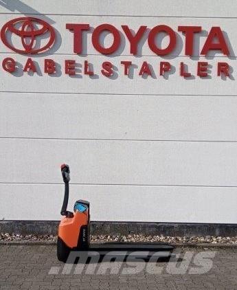 Toyota LWI 160 Ručně vedené vysokozdvižné vozíky