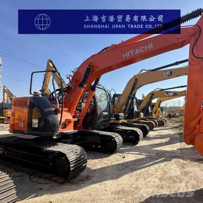 Hitachi ZX 135 Pásová rýpadla