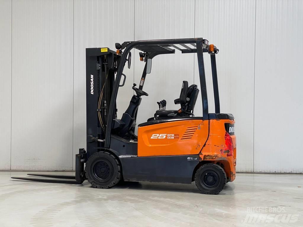 Doosan B25X-7 Akumulátorové vozíky