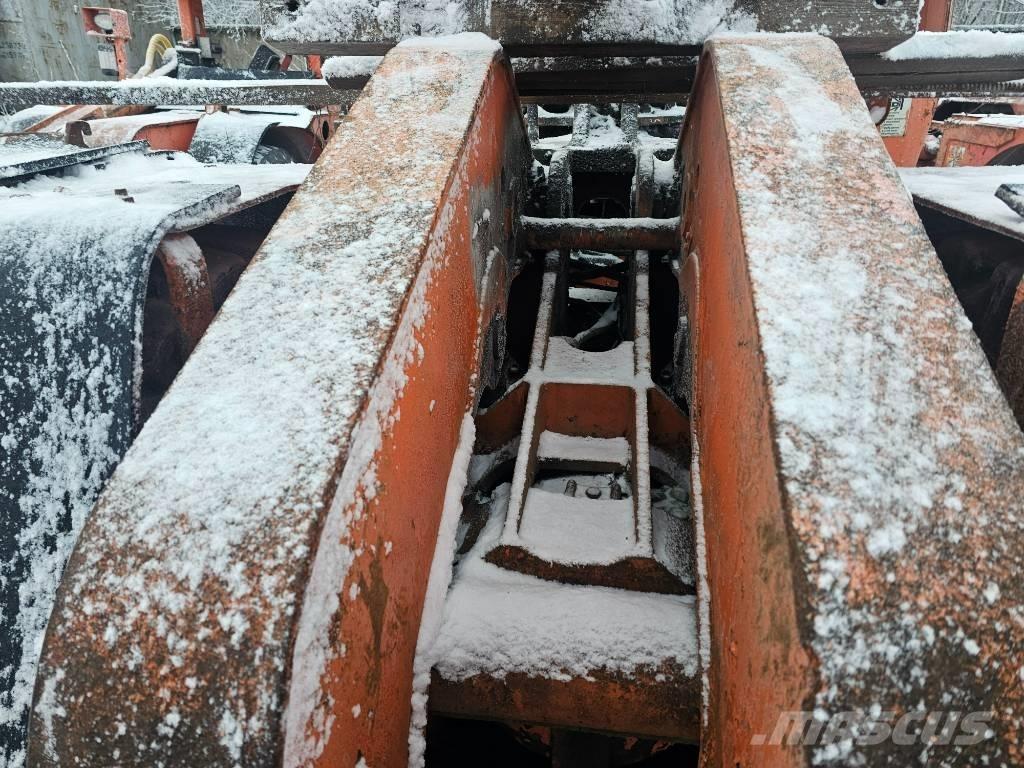 Sandvik Toro 301 D Podzemní nakladače
