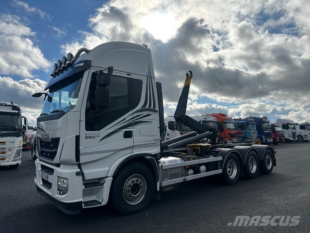 Iveco Stralis 8x4*4 Hákový nosič kontejnerů