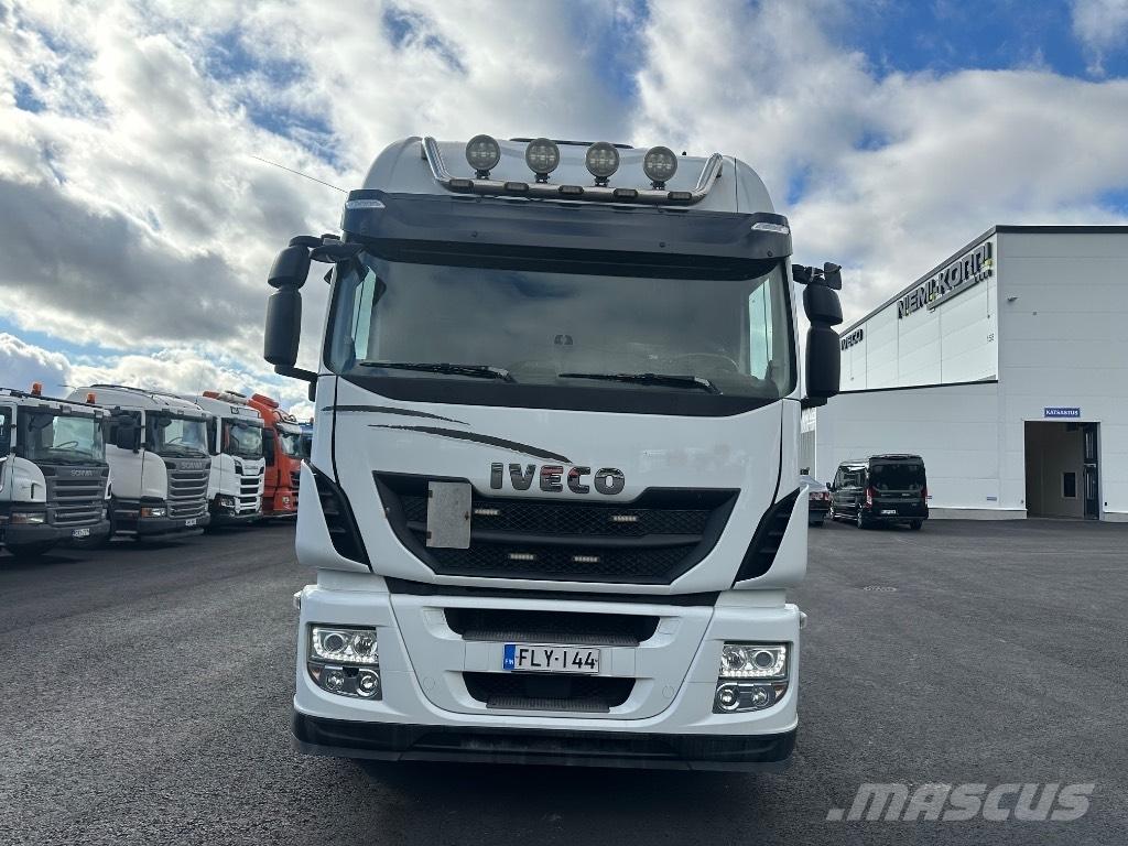 Iveco Stralis 8x4*4 Hákový nosič kontejnerů