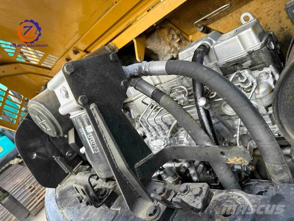 CAT 308 C CR Midi rýpadla 7t - 12t