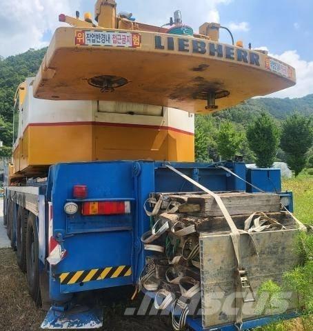 Liebherr LTM 1120 Univerzální terénní jeřáby
