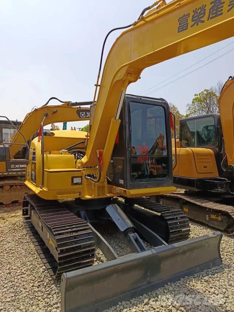 Komatsu PC 70 Midi rýpadla 7t - 12t
