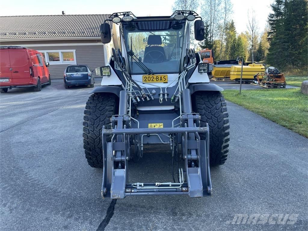 Wille 665 Kompaktní traktory