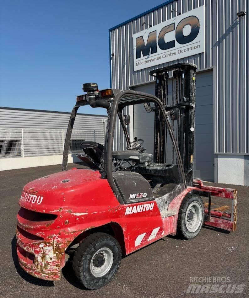 Manitou MI 35 D Dieselové vozíky