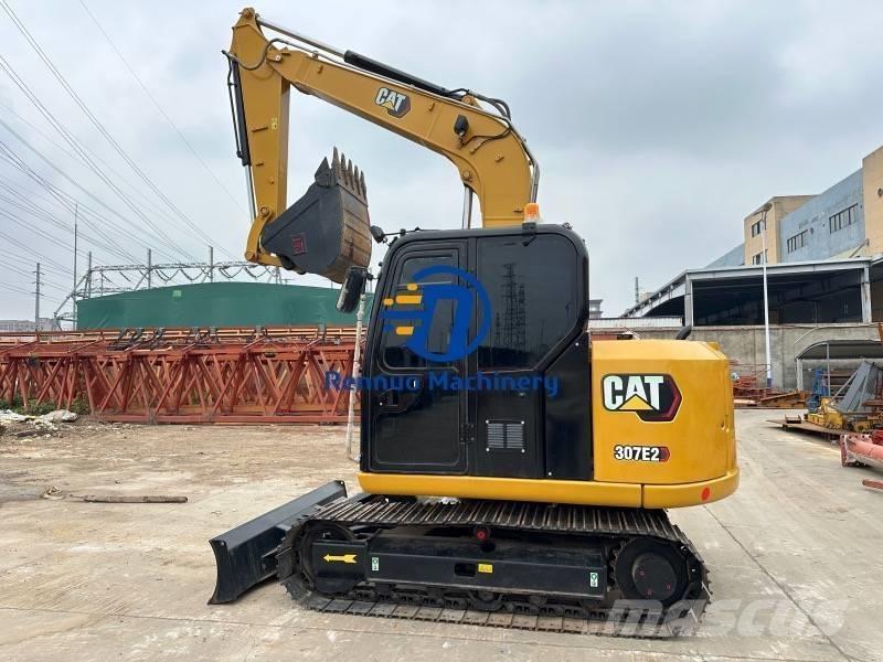 CAT 307E2 Mini rýpadla < 7t