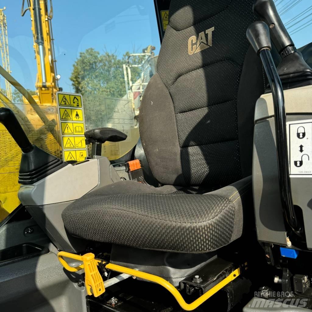 CAT 310 Pásová rýpadla