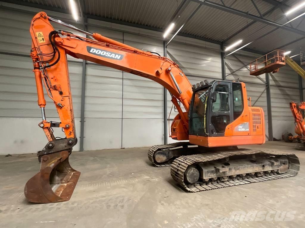 Doosan DX 235 LCR Pásová rýpadla