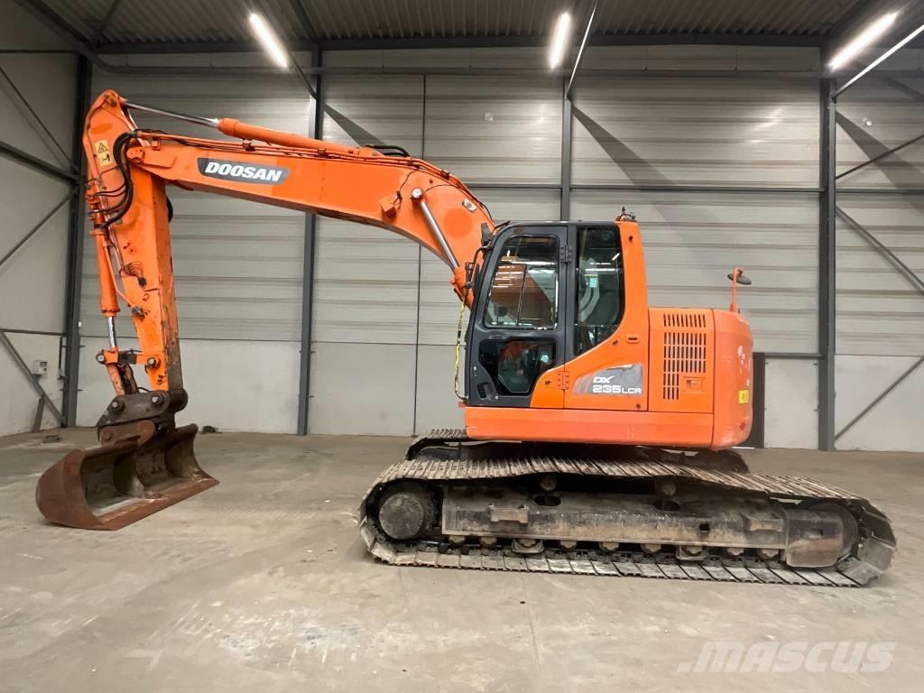 Doosan DX 235 LCR Pásová rýpadla