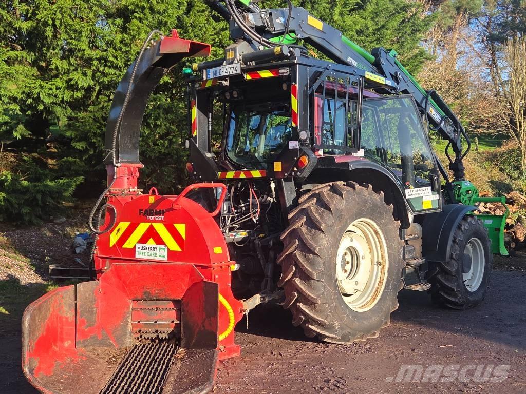 Valtra T 163 Lesní traktory