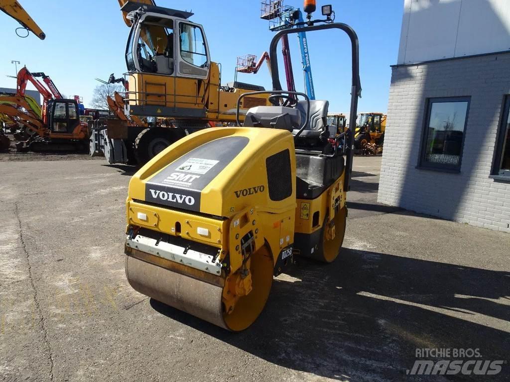 Volvo DD25B Tandemové válce