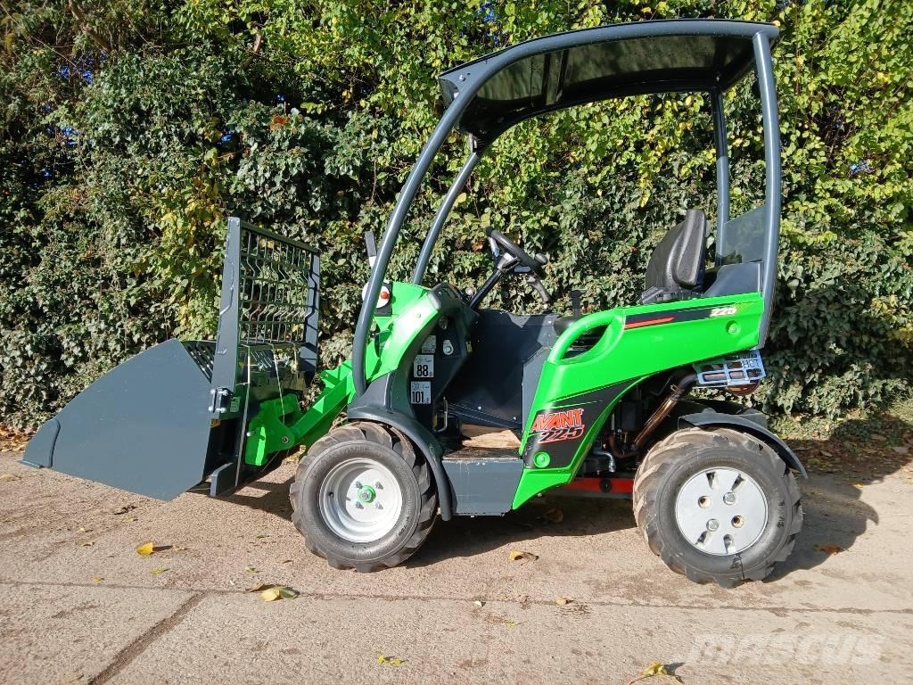 Avant 225 Víceúčelové nakladače