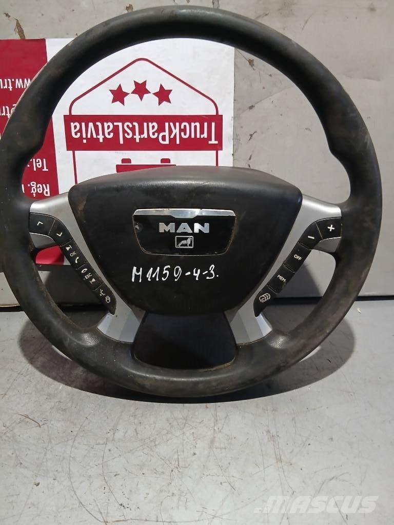 MAN TGX    81464306027 Kabiny a interiér