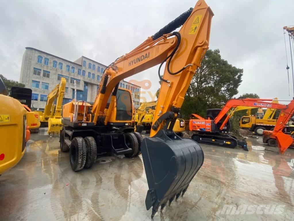 Hyundai 150W-9 Pásová rýpadla