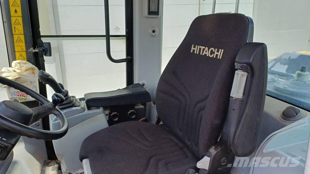 Hitachi ZW 180-8 Kolové nakladače