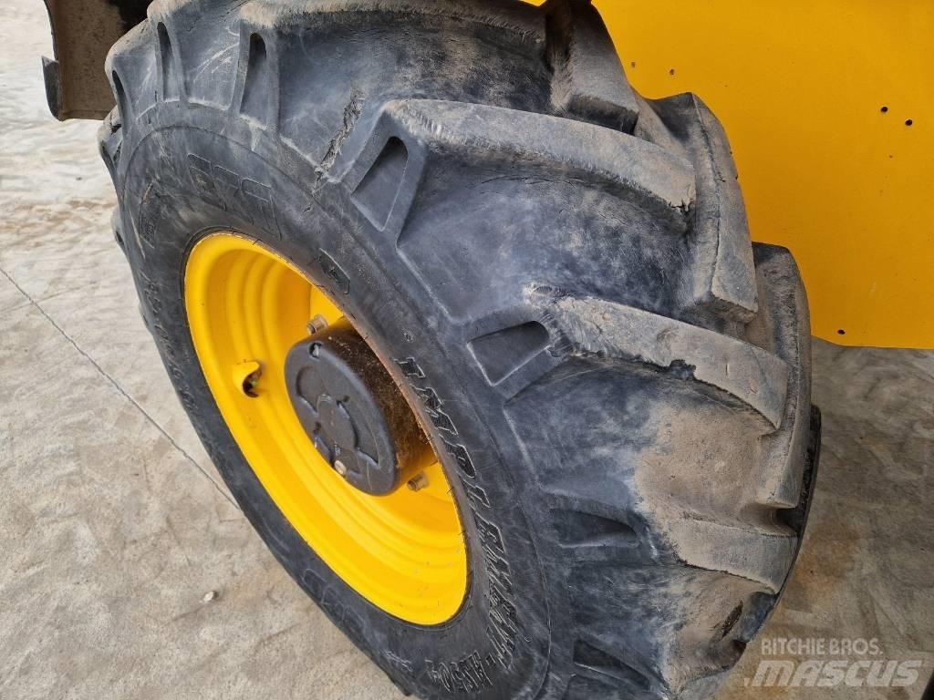 JCB 535-125 - P363 Teleskopické manipulátory