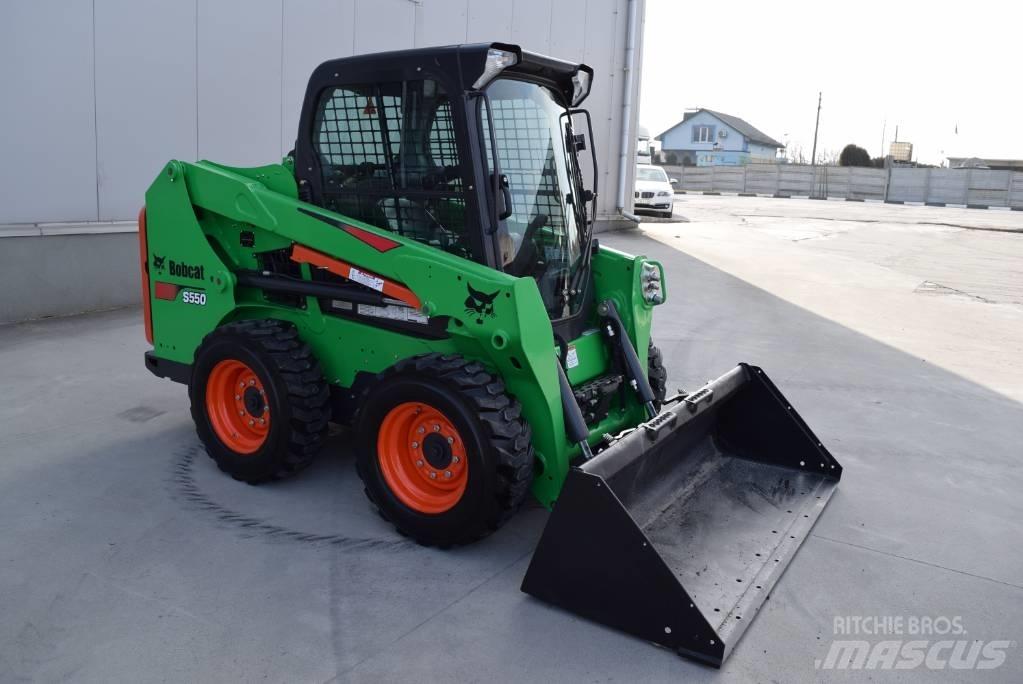 Bobcat S 550 Smykem řízené nakladače