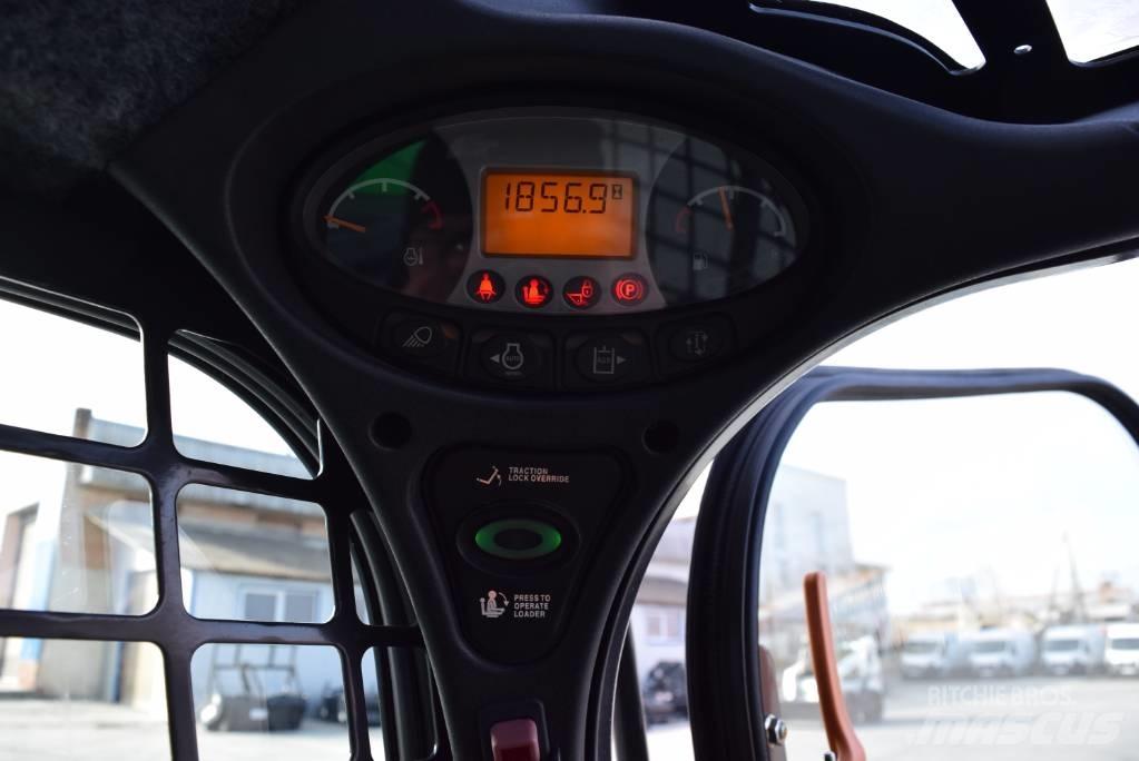 Bobcat S 550 Smykem řízené nakladače