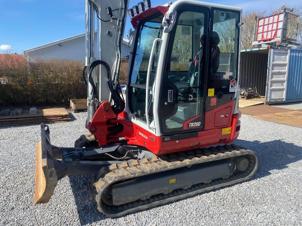 Takeuchi TB 260 Mini rýpadla < 7t
