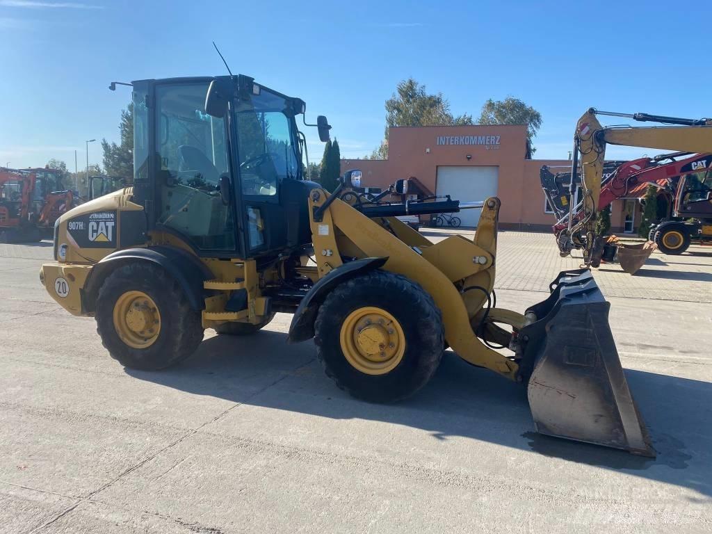CAT 907 H 2 Kolové nakladače
