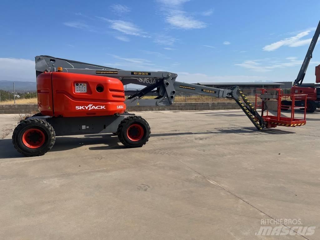 SkyJack SJ 63 AJ Kloubové plošiny