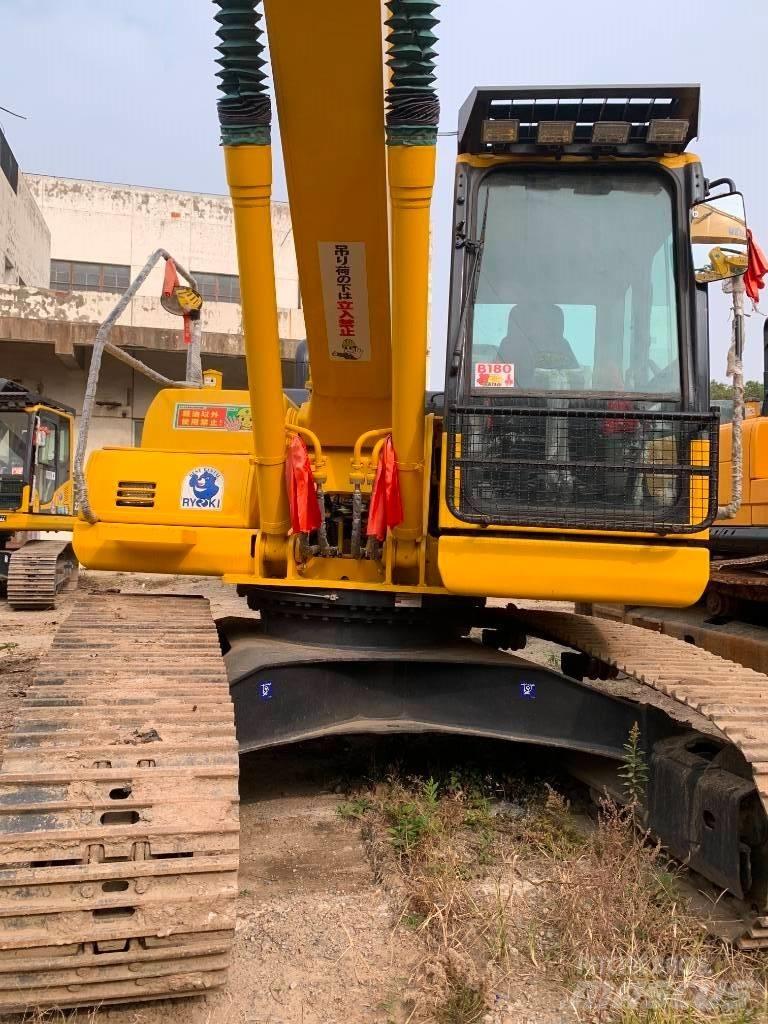 Komatsu PC 200-8N1 Pásová rýpadla