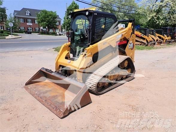 CAT 259D3 Smykem řízené nakladače