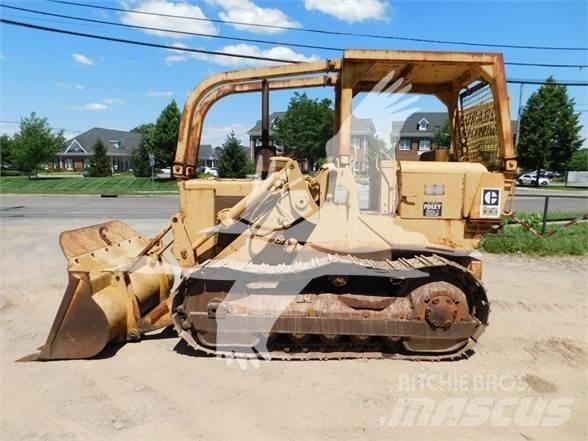 CAT 941B Pásové nakladače