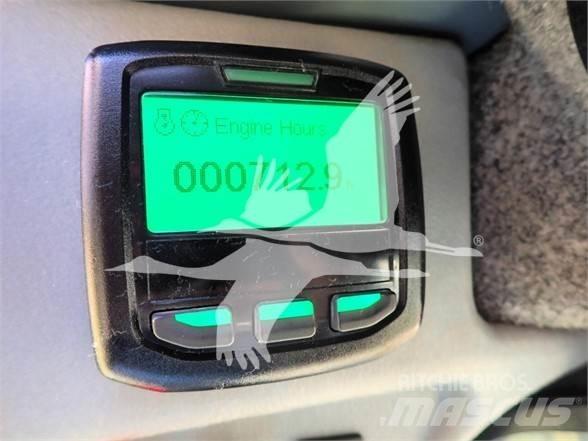 Gehl V270 Smykem řízené nakladače