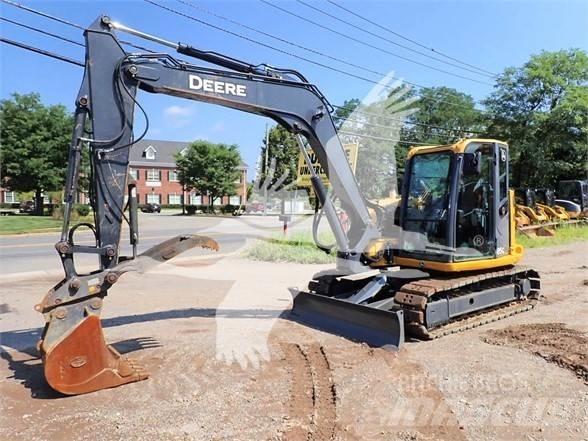 John Deere 85G Pásová rýpadla