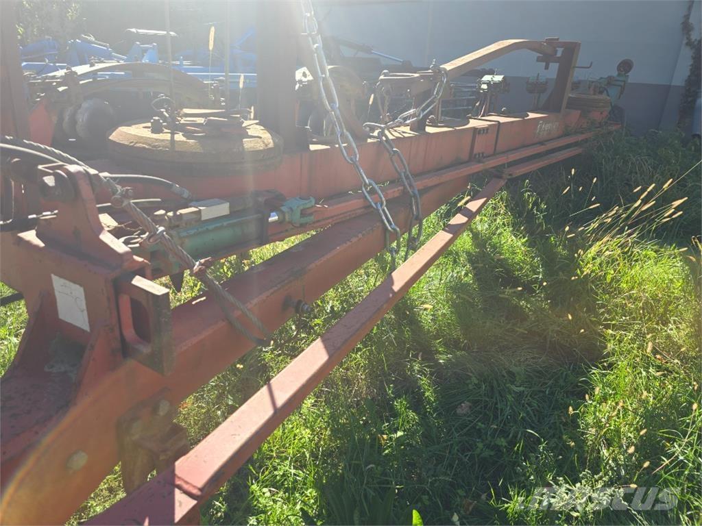 Kverneland BB 100 Pluhy