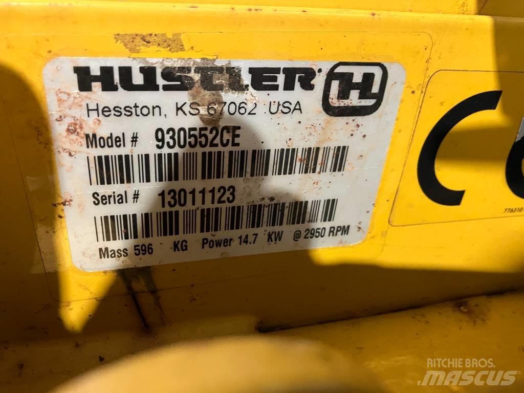 Hustler X-ONE RD Kompaktní traktory