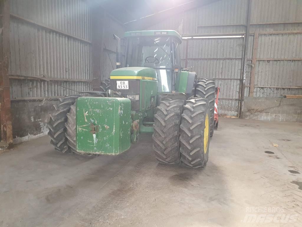 John Deere 7710 Traktory