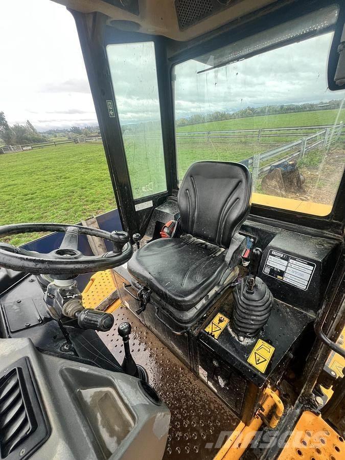 JCB 6T-3 Vyklápěcí dempry