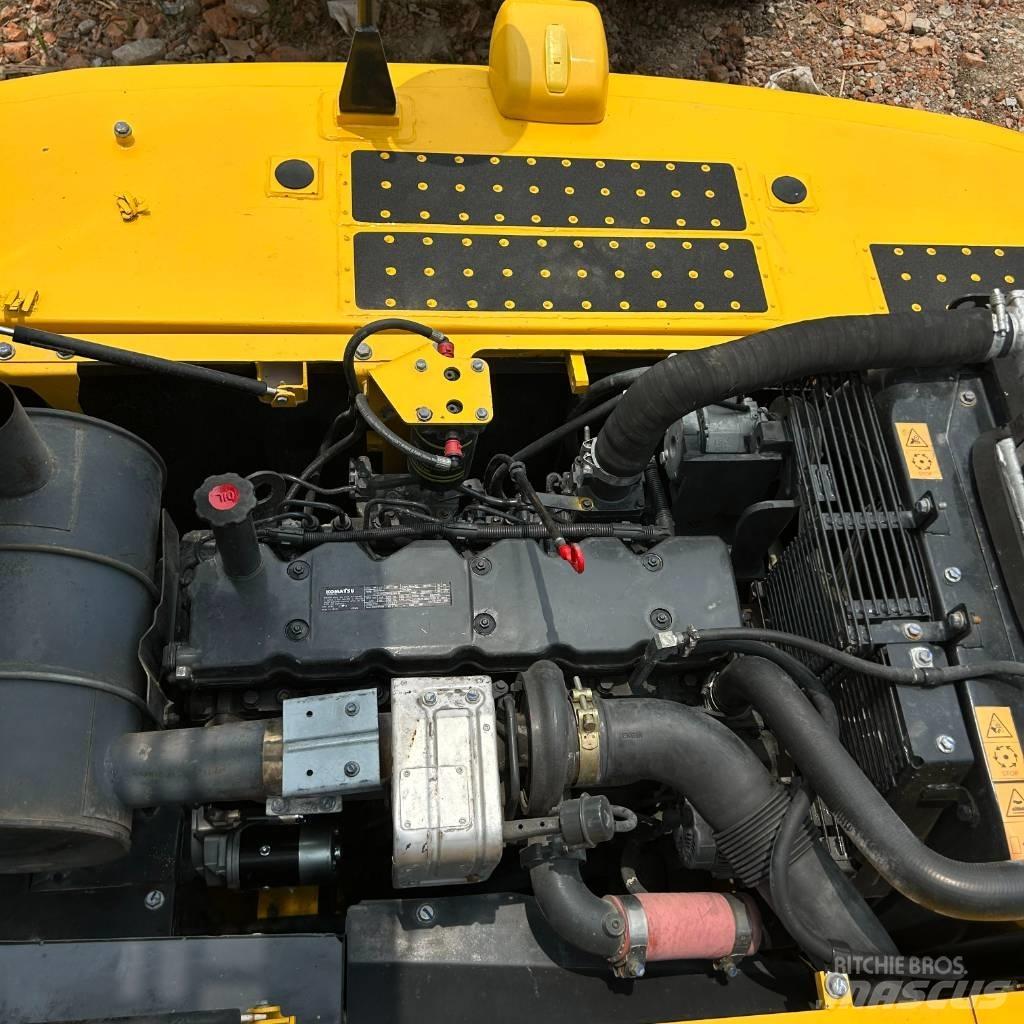 Komatsu 240-8 Pásová rýpadla