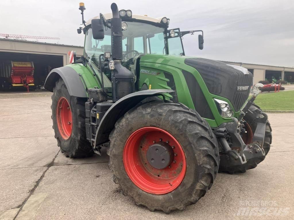 Fendt 936 VARIO Traktory