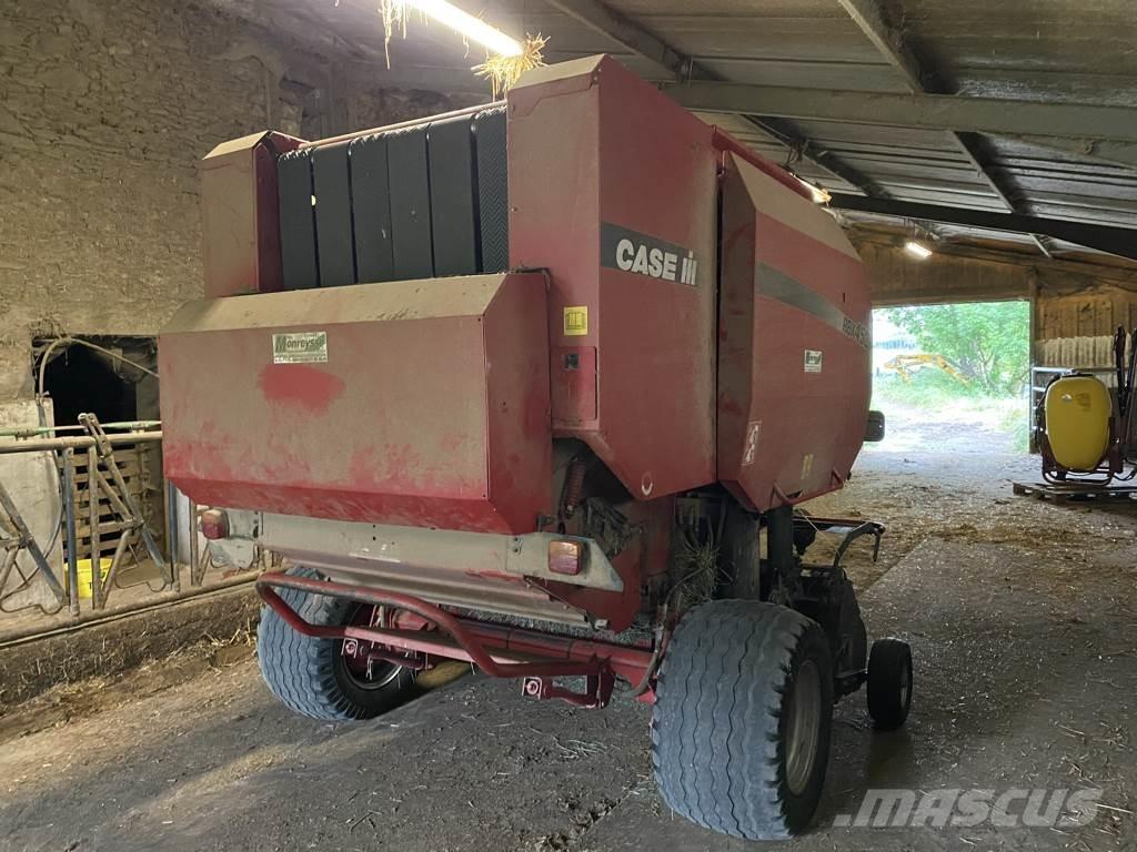 Case IH RBX 452 Lis na válcové balíky