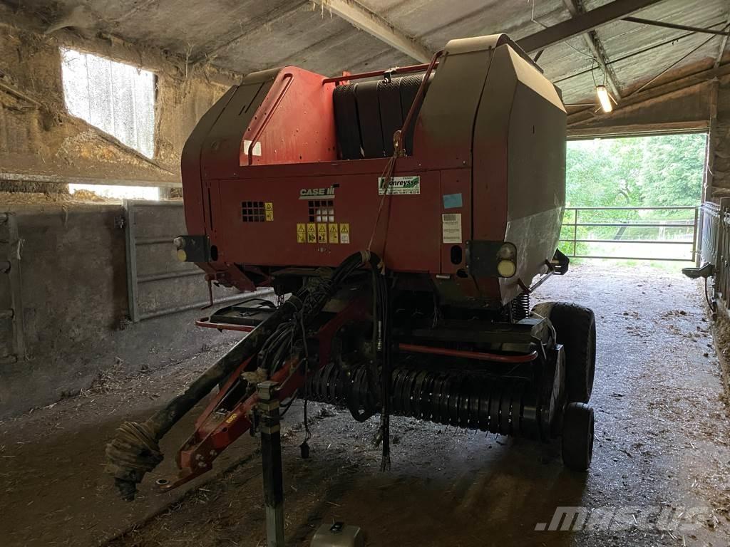 Case IH RBX 452 Lis na válcové balíky