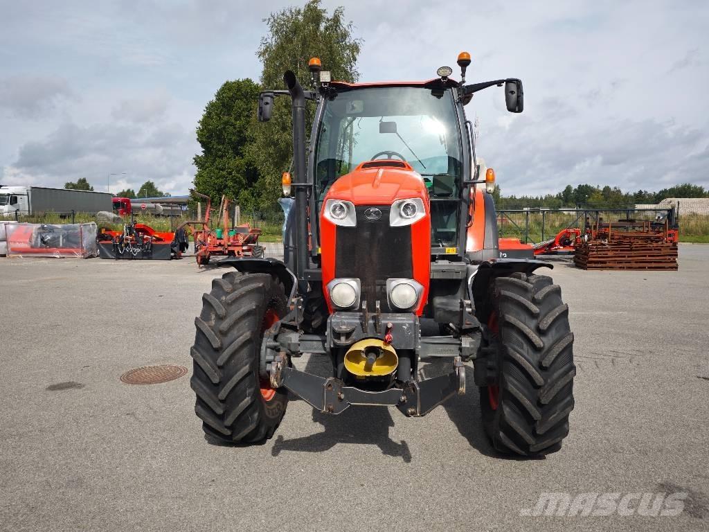 Kubota M135GX-II Traktory