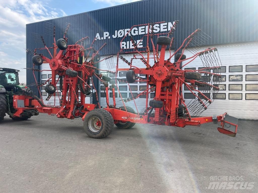 Kuhn GA 15021 Obraceče a shrabovače sena